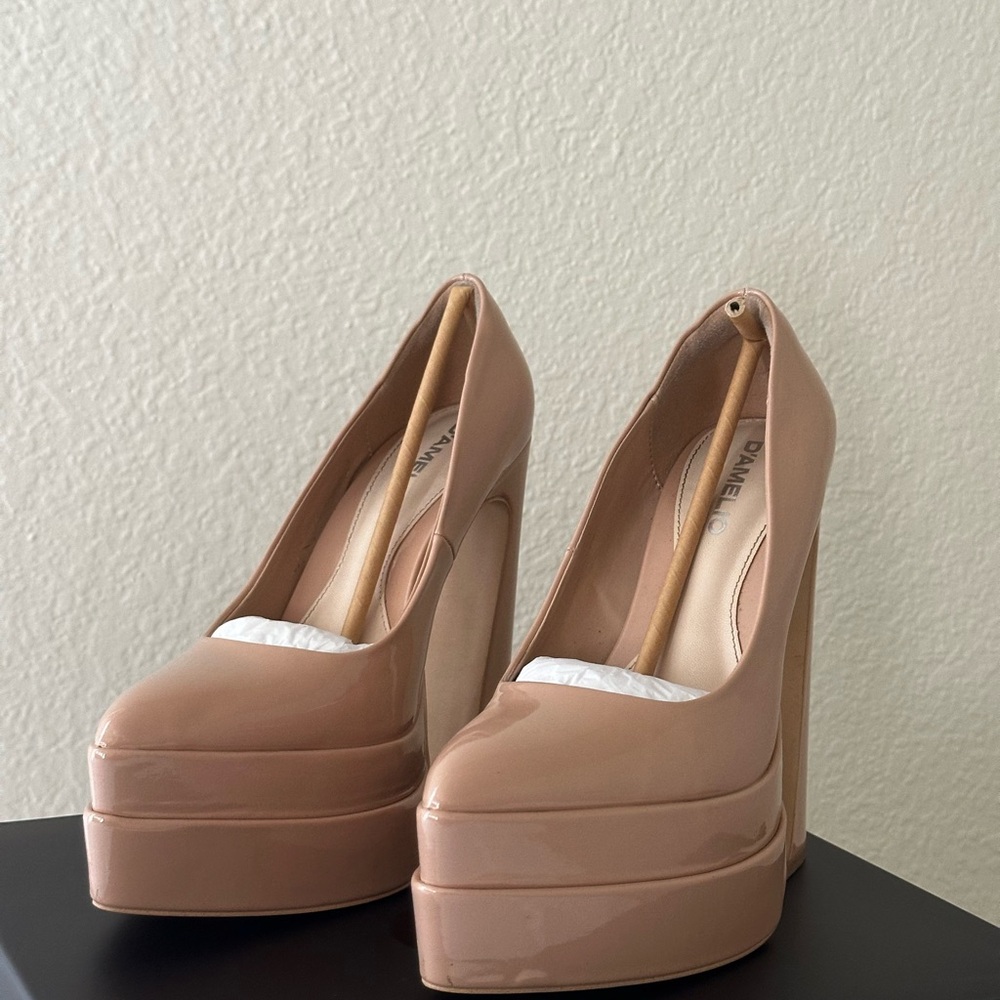 D’amelio Footwear Marlania Platform Pump in Dark Blush